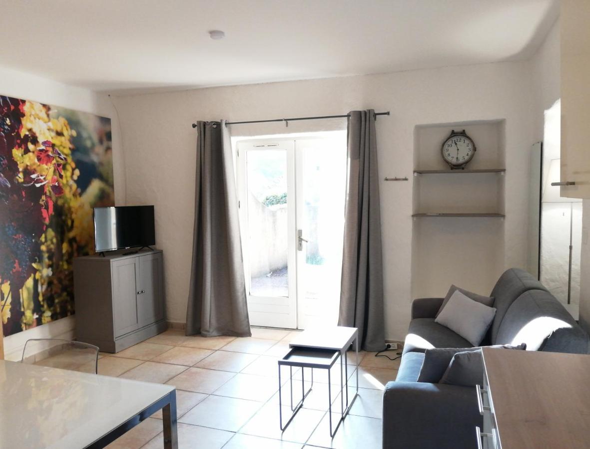 Les 3 Hirondelles Apartment Пон-Сент-Еспри Екстериор снимка